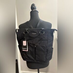 SPRING BREAK BAG!! Baggallini All Set 3 in 1 Backpack